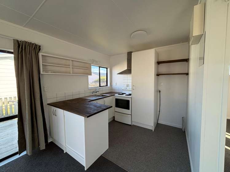 B/7 Colenso Place Ōtaki Beach_1