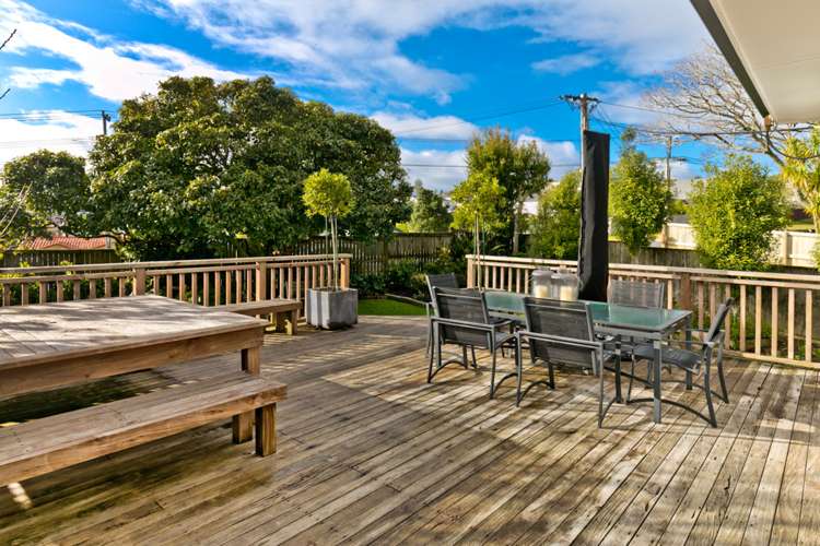 51 Simpson Road Ranui_10