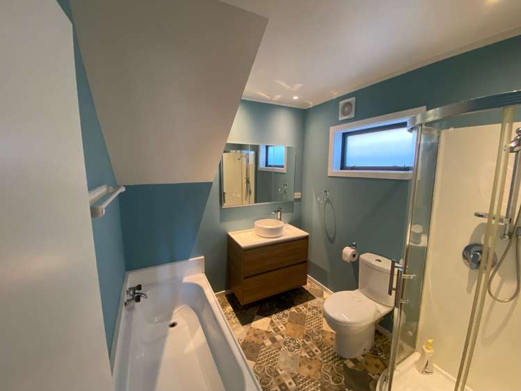 56 Owhiro Bay Parade Owhiro Bay_12