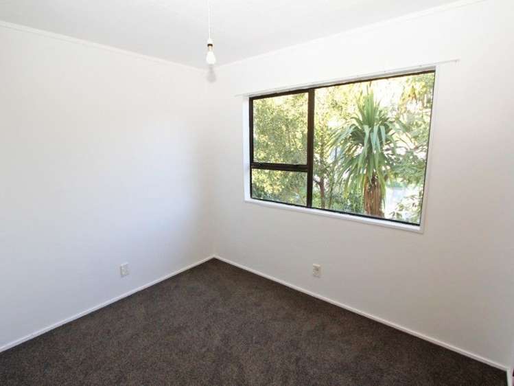 85 Leeward Drive Whitby_10