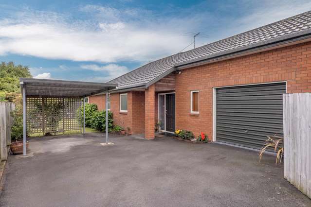 Investor or first home - 2-bedroom open plan gem