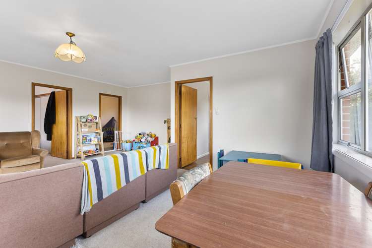 2/25 Carlton Terrace Westown_5