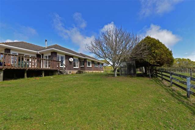 253 Taiapa Road Muriwai_1