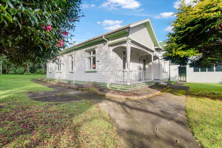 227 Tukapa Street Westown_19