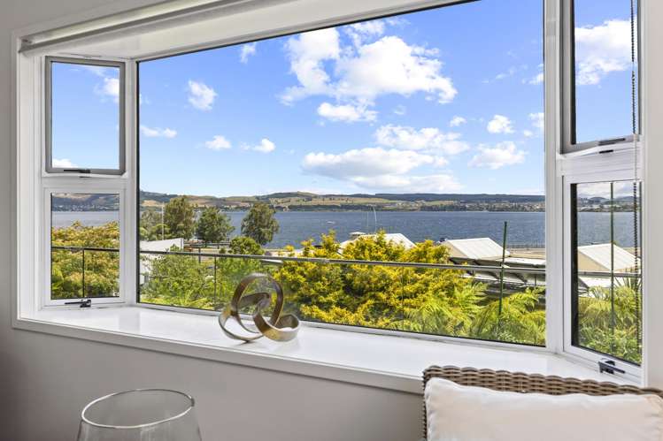 358 Lake Terrace Two Mile Bay_1