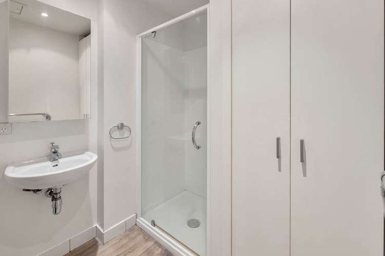 1215/53 Cook Street Auckland Central_11