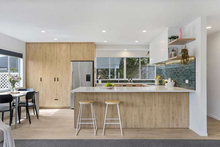 3/57 Woodglen Road Glen Eden_2