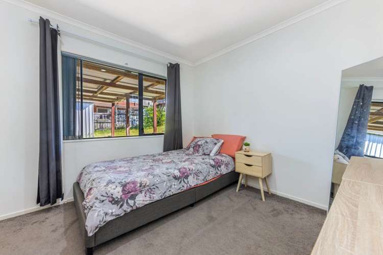 70 Robert Ross Place Clendon Park_7