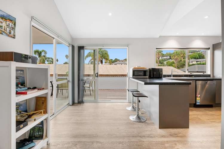 11 Kestrel Heights Arkles Bay_2