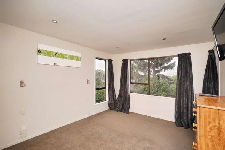 19 Laing Crescent Heathcote Valley_11