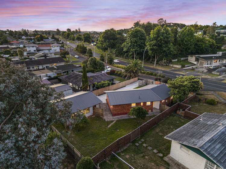 143 Whatawhata Road Dinsdale_24