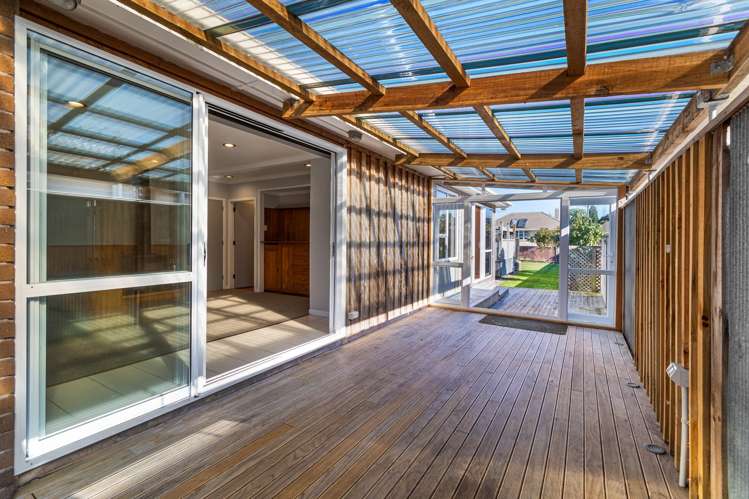 53 Blake Street Waitara_24