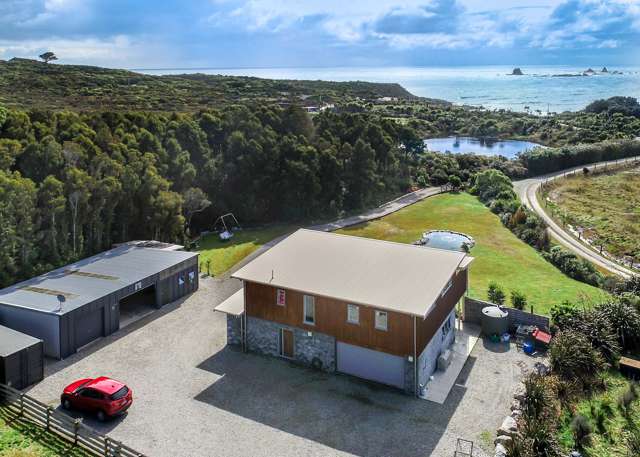 79A Lighthouse Road Cape Foulwind_2