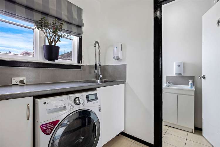 61 Manurere Street Hei Hei_9