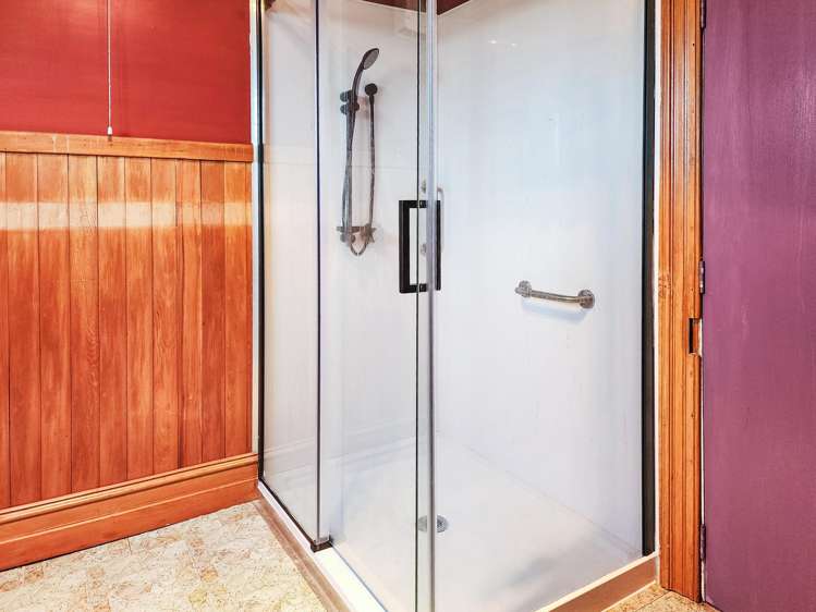 15 Wamphray Street Nightcaps_15