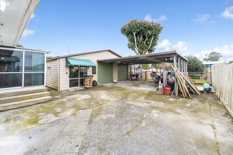 6 Edwards Avenue Henderson_13