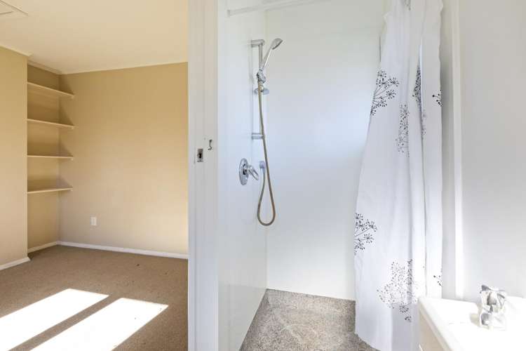 12 Aorangi Road Bryndwr_11