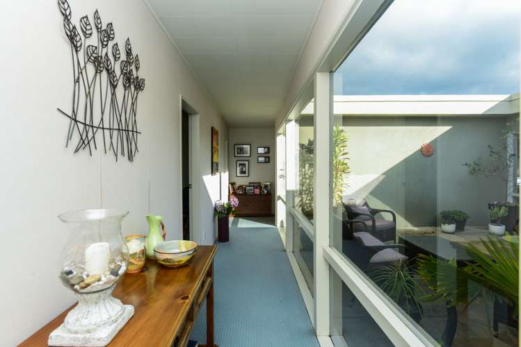 53 Upham Crescent Taradale_15