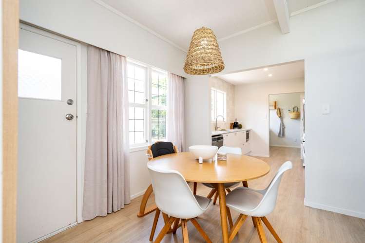 1303 Cardiff Place Mayfair_6