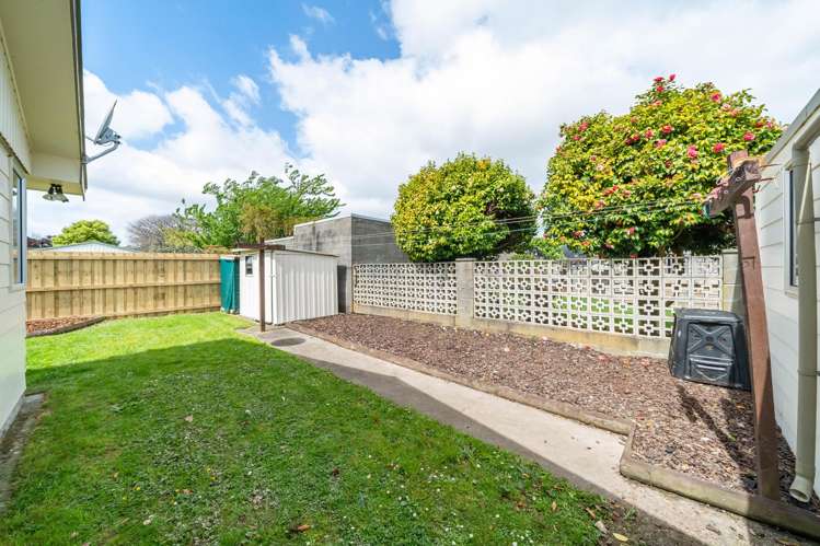 44 California Drive Totara Park_29