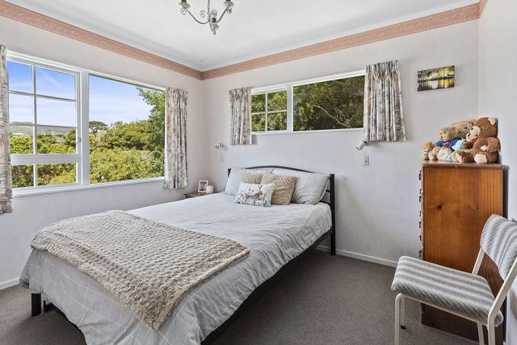 6 Balliol Drive Tawa_10