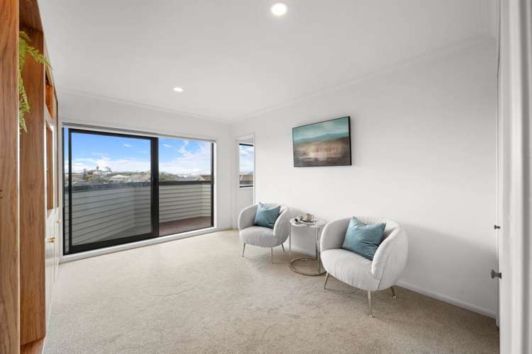 216 Whitford Road Shamrock Park_24