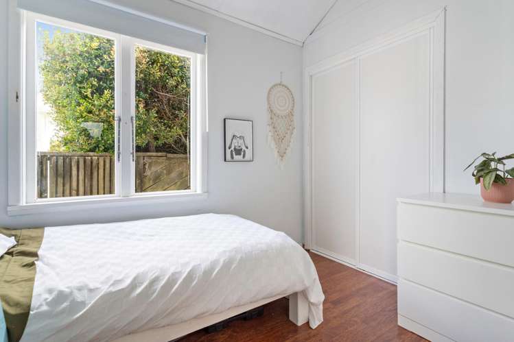 33 Rambler Crescent Beach Haven_11