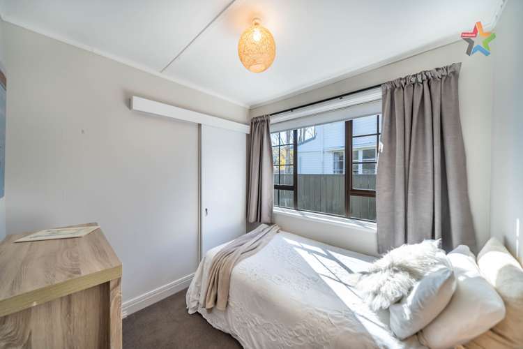 7 Prouse Crescent Naenae_15