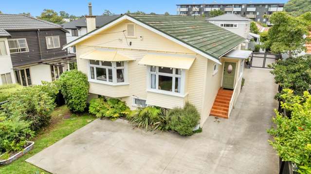 17 Queensway Three Kings_2