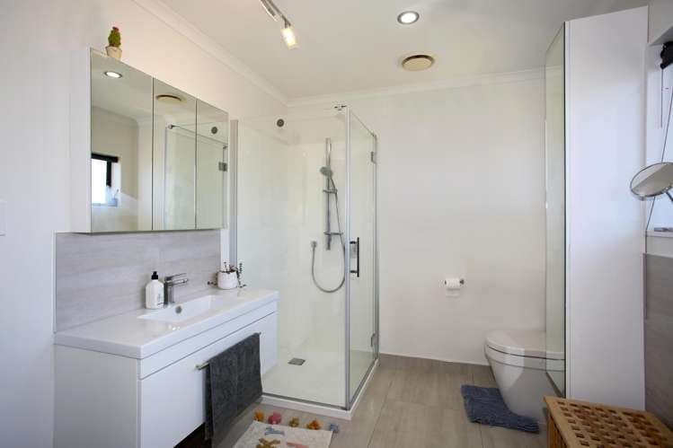 107 Sandspit Road Waiuku_12