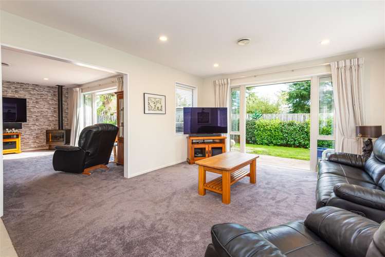 7 Len Hale Place Parklands_11