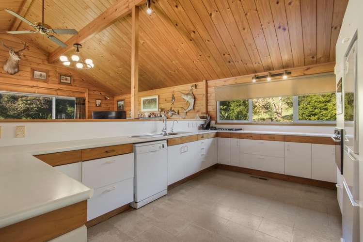 217 Golden Valley Road_5