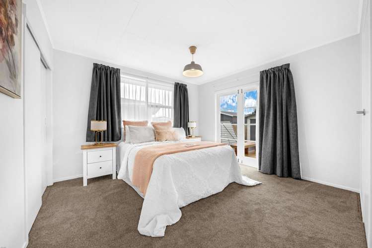 5 Convair Crescent Mangere_7