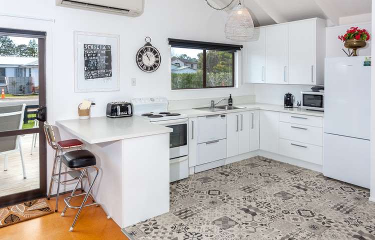 215a Kiwi Road Whangamata_3