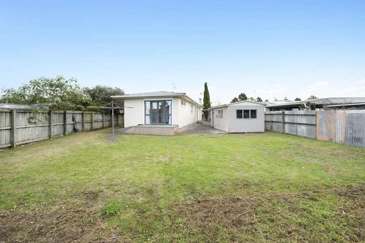 39 Clayton Avenue Otara_28