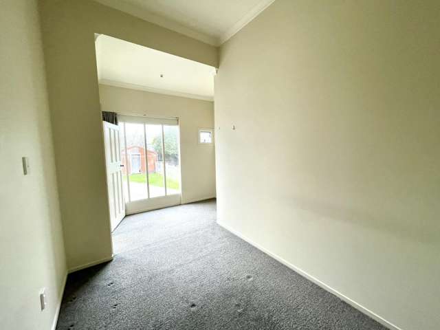 2/1028 Fitzroy Avenue 10487_2