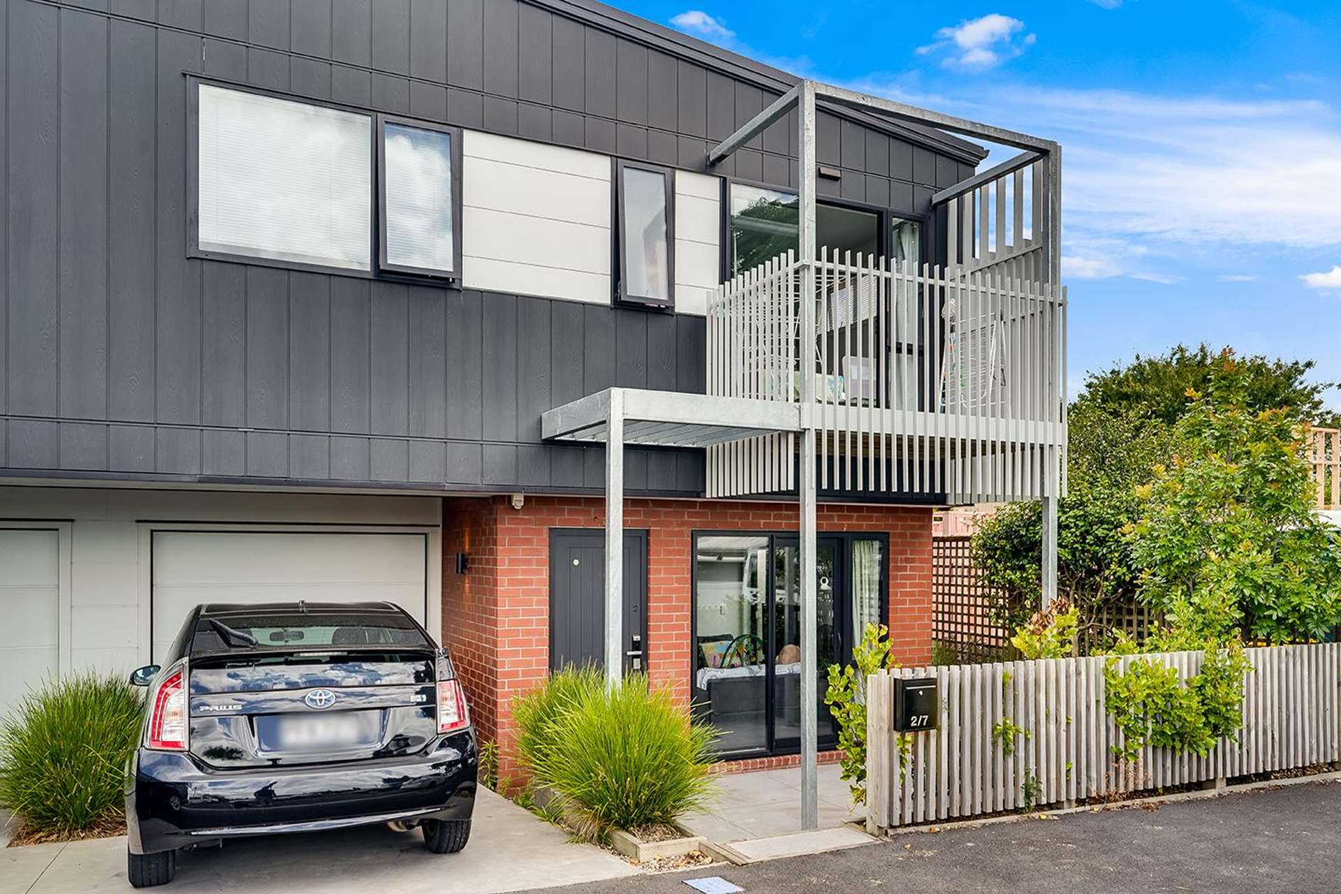 2/7 Dyer Street Whitiora_0