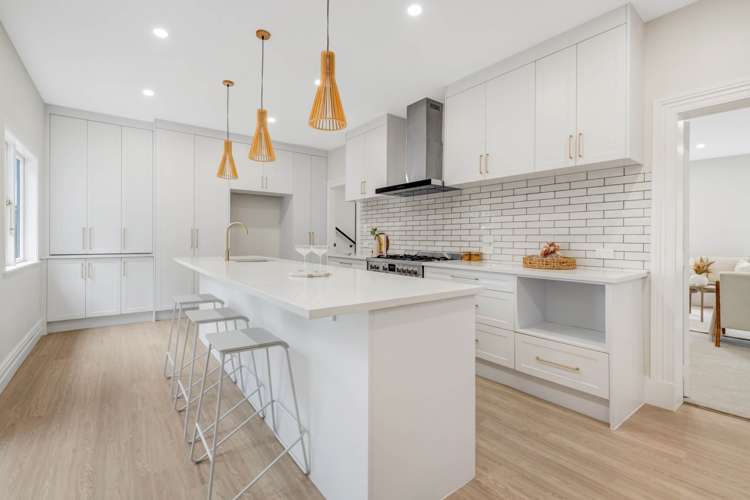 147B Whangaparaoa Road_3