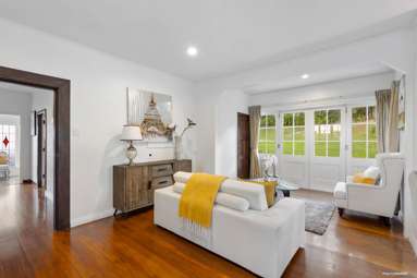 85 Bell Road_2