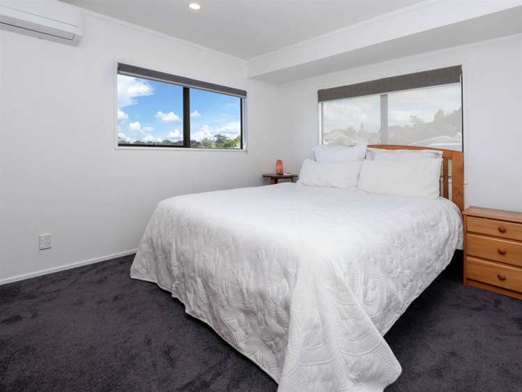 53a Uxbridge Road Mellons Bay_13