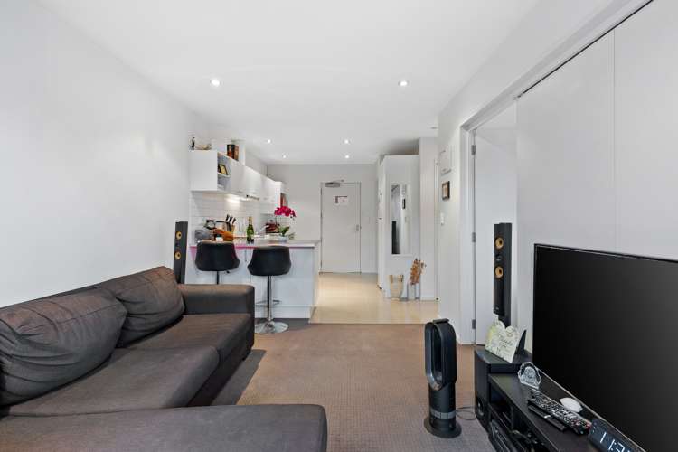 C9/71 Spencer Road Oteha_6