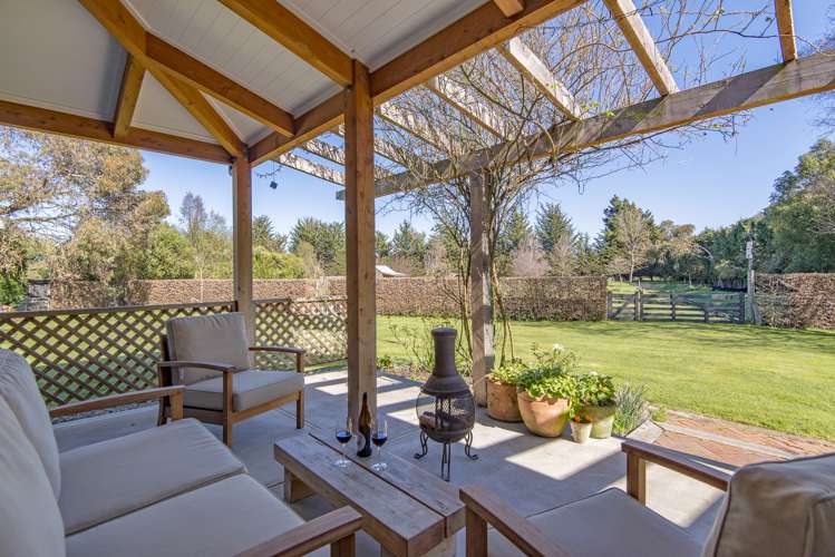 210 River Road Lincoln_11