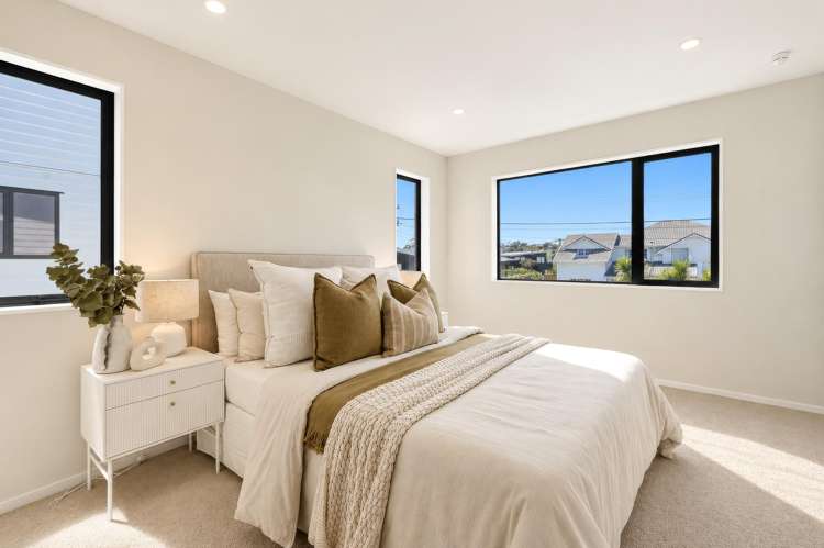 17B Rock Isle Road Torbay_15