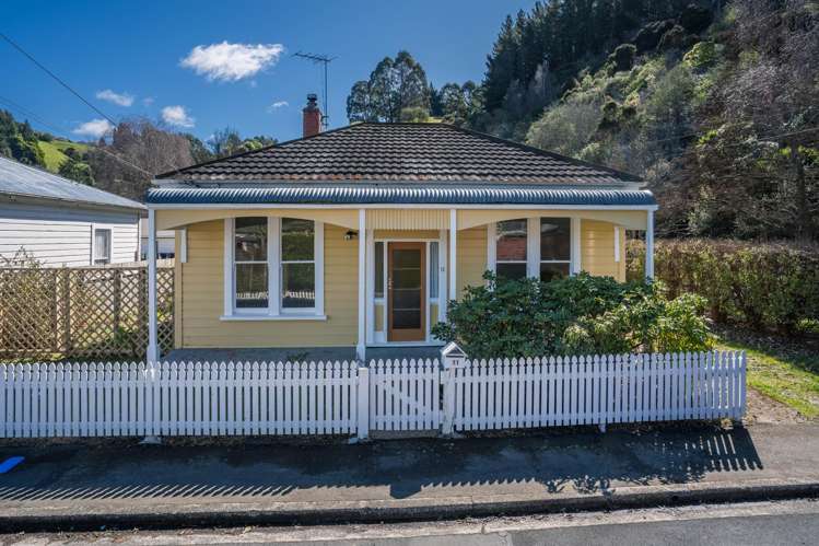 11 Coburn Avenue_0