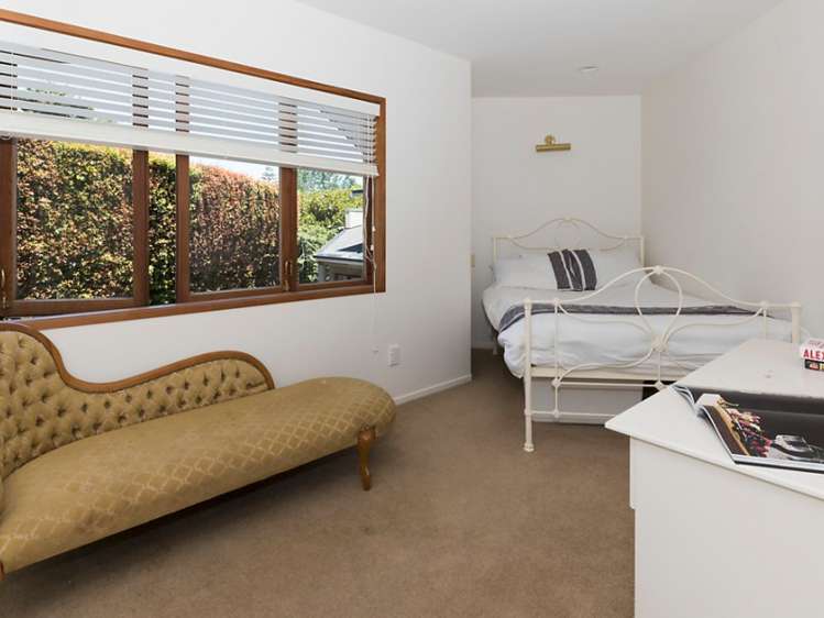 59 Marine Parade Mellons Bay_6