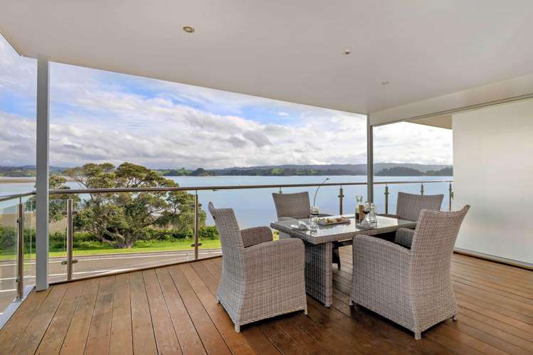 H2A/307-309 Harbour Road Ohope_1