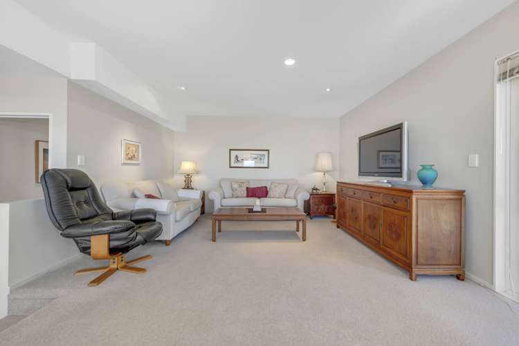 1/37 The Esplanade Eastern Beach_30