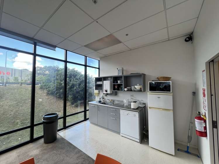 Ground/56 Cawley Street Ellerslie_5