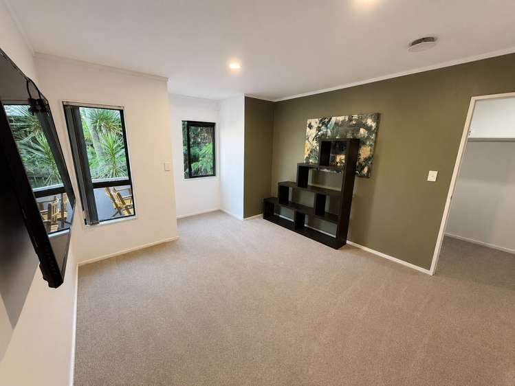 29 Bellbird Rise Murrays Bay_14