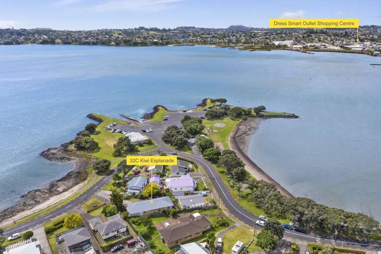 32c Kiwi Esplanade Mangere Bridge_12